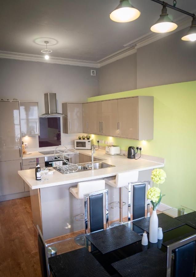 Cornerhouse Apartments Лландидно Екстер'єр фото