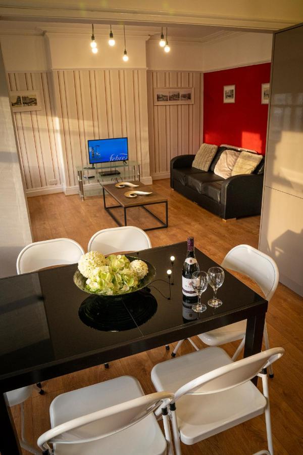 Cornerhouse Apartments Лландидно Екстер'єр фото